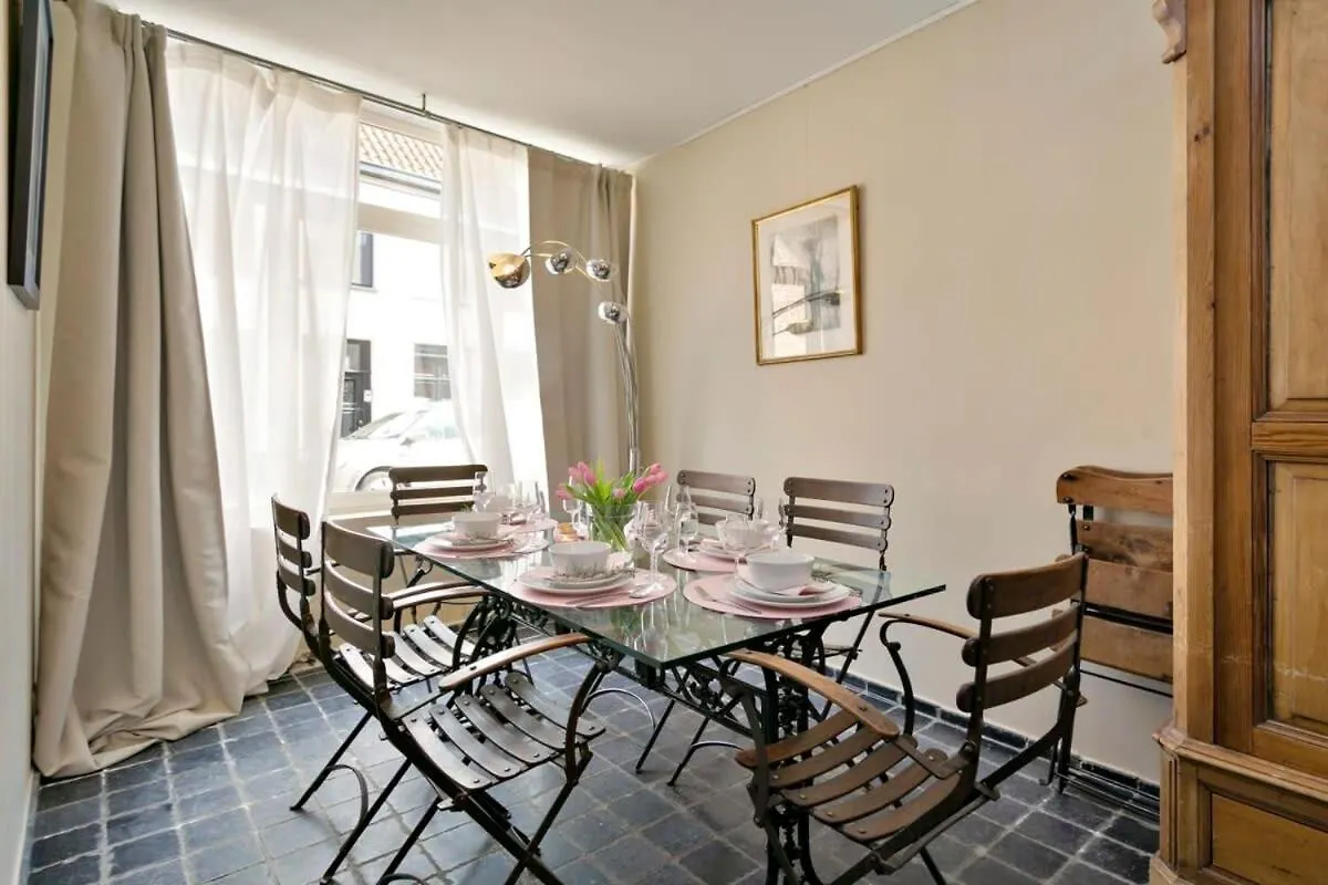 Huswell - Charming Town House In Historic Center Of Bruges Villa