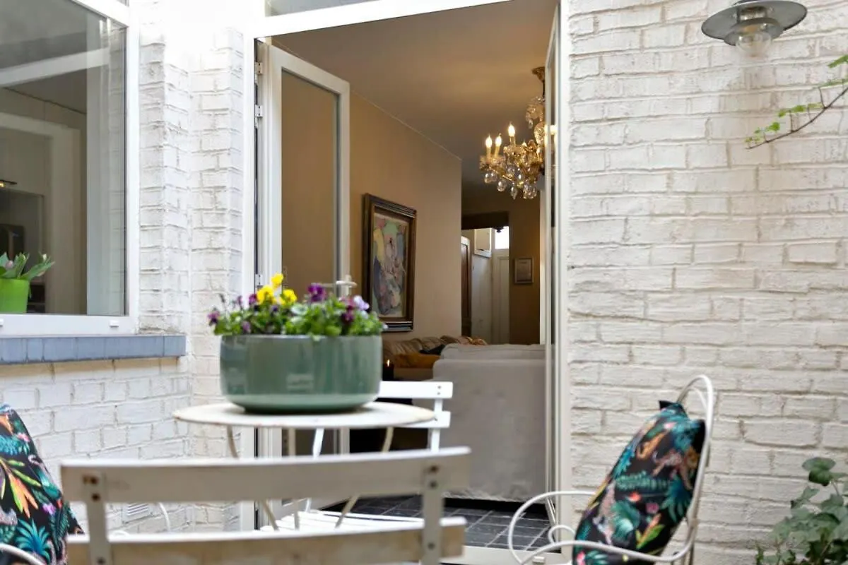 Huswell - Charming Town House In Historic Center Of Bruges Villa 0*,  Belgium